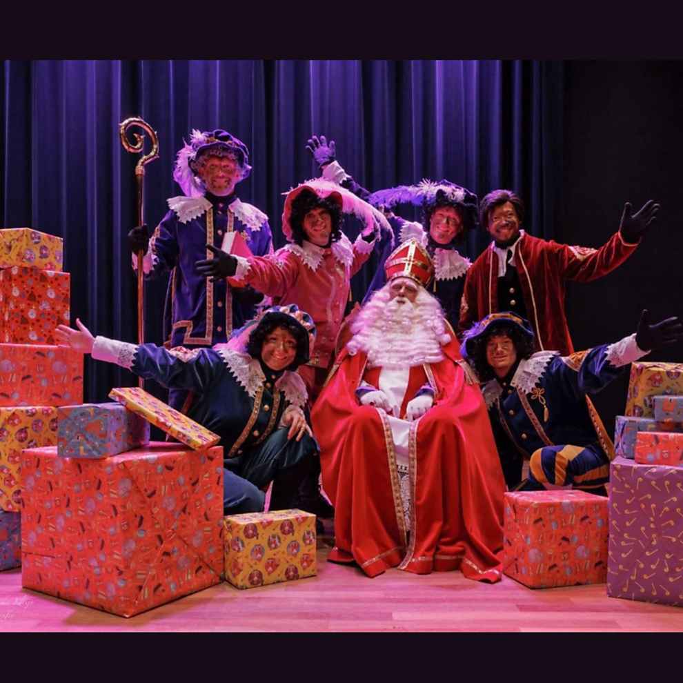  theater, kids 
